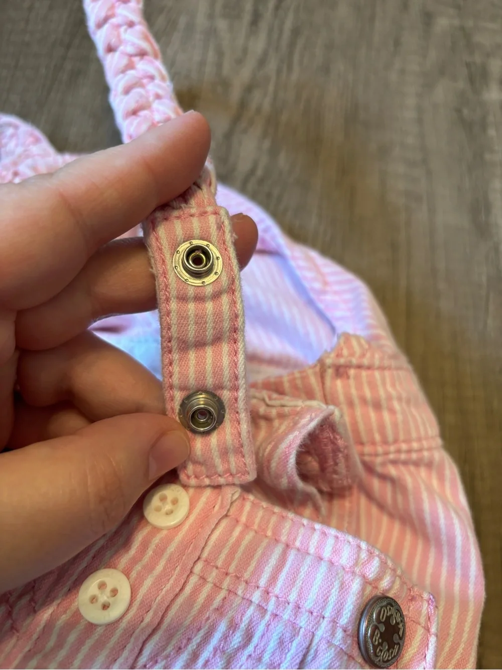 Vintage Y2K 2010s Oshkosh B’Gosh Vestbak Shortalls Overalls Pinstripe Pink 4T